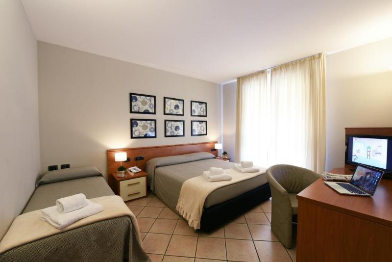פאראטיקו Hotel Ulivi מראה חיצוני תמונה